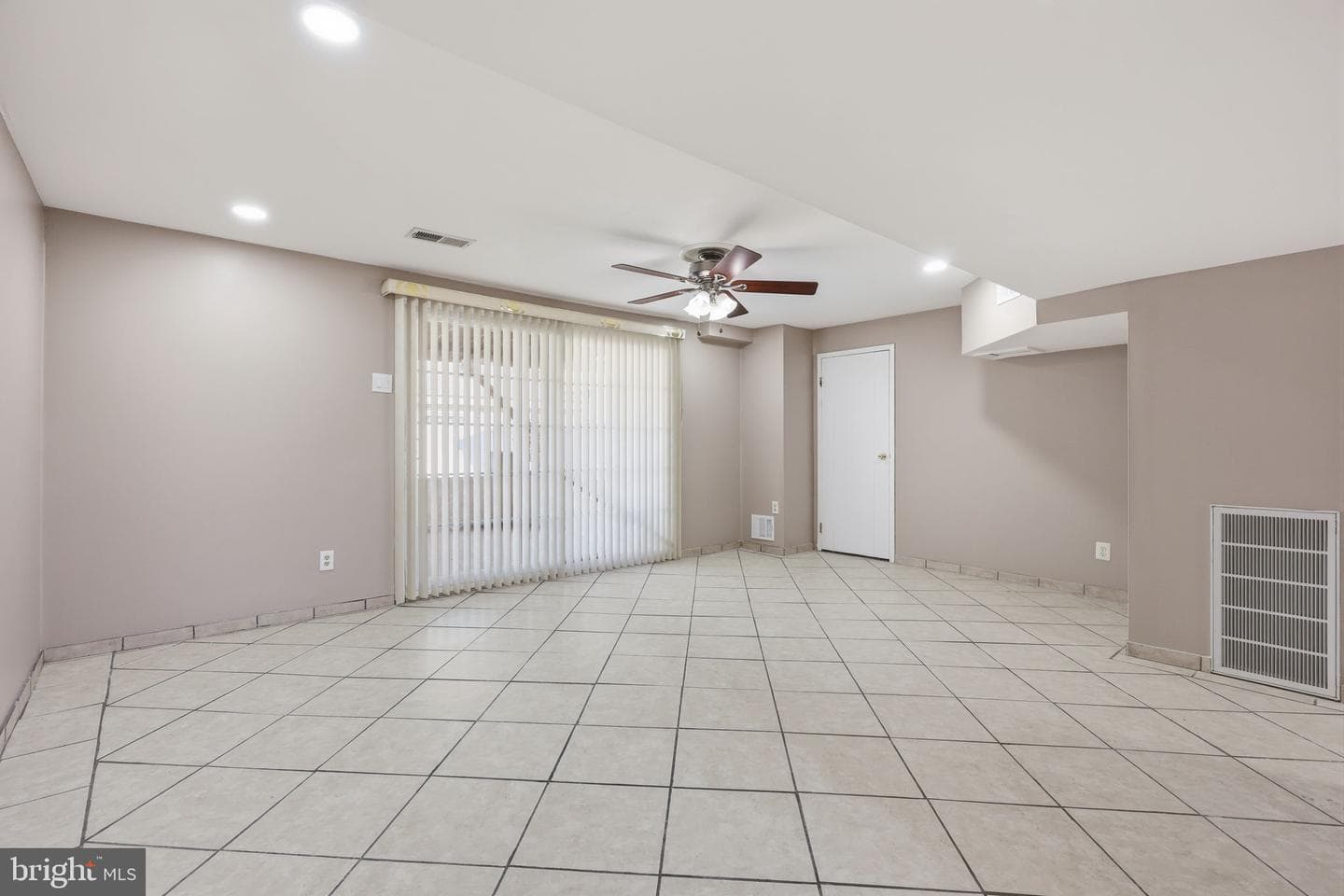 1853 Merlin Road photo 31