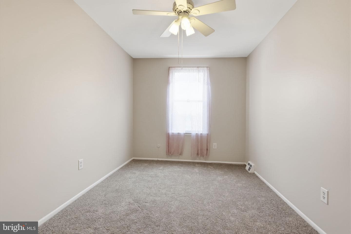 9925 Wingtip Road photo 18