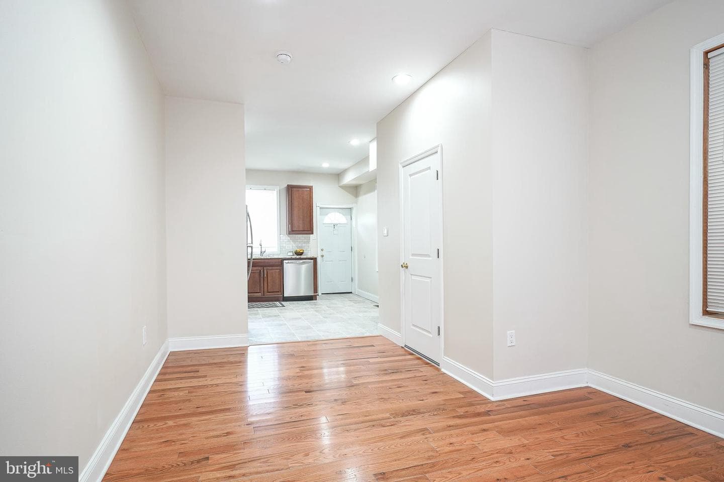 2138 Morris Street photo 11
