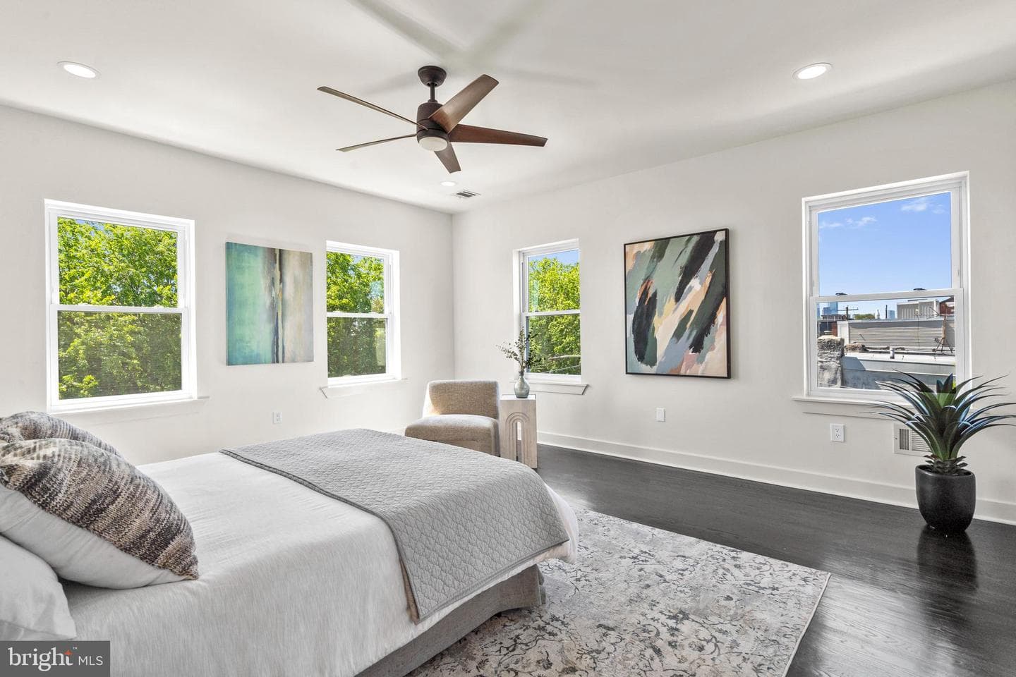 2548 Coral Street photo 18