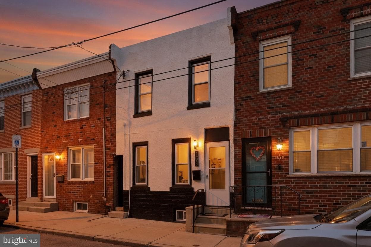 153 Sigel Street