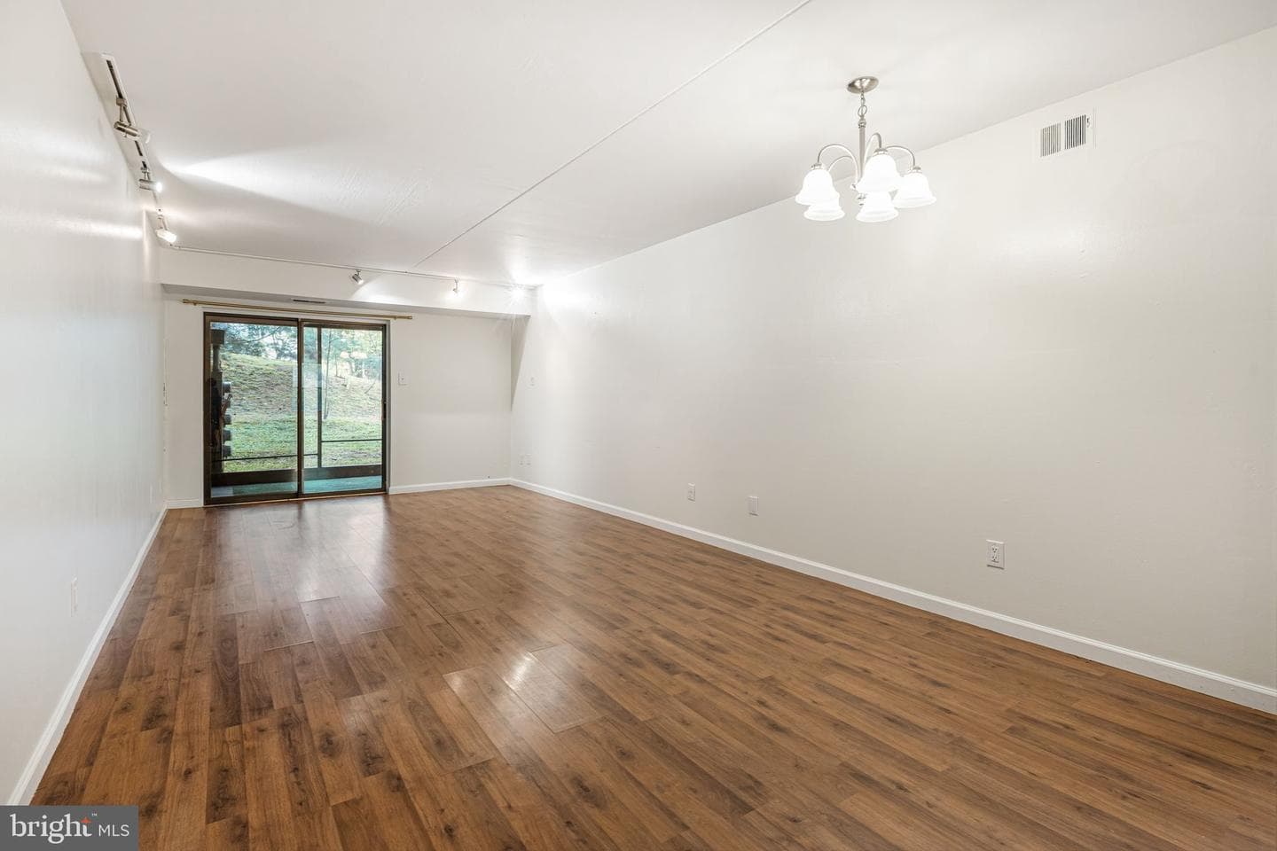 285 Shawmont Avenue #d photo 2