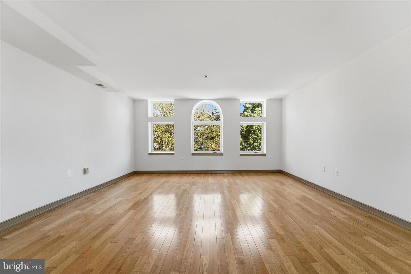 6614 Germantown Avenue #2c photo 8