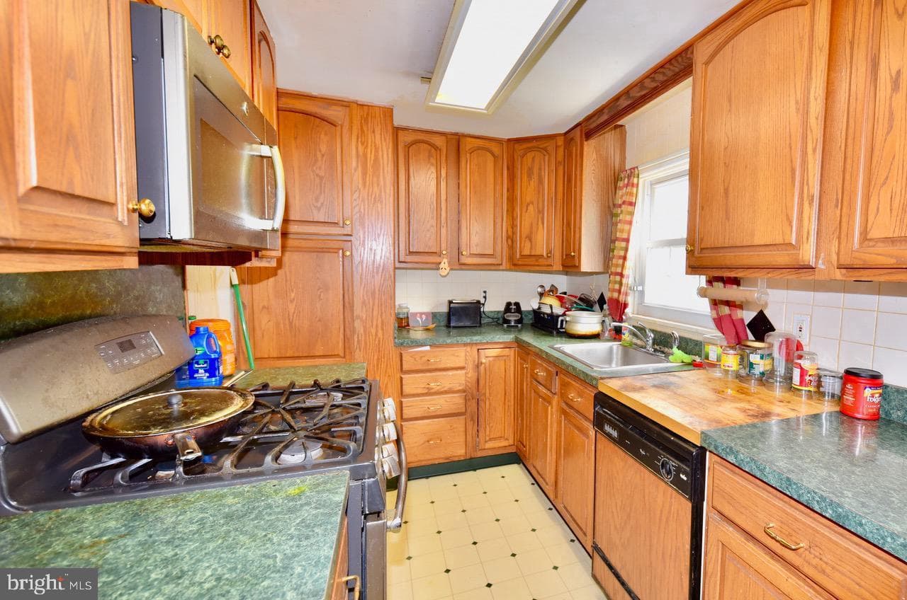 2851 Welsh Road photo 12