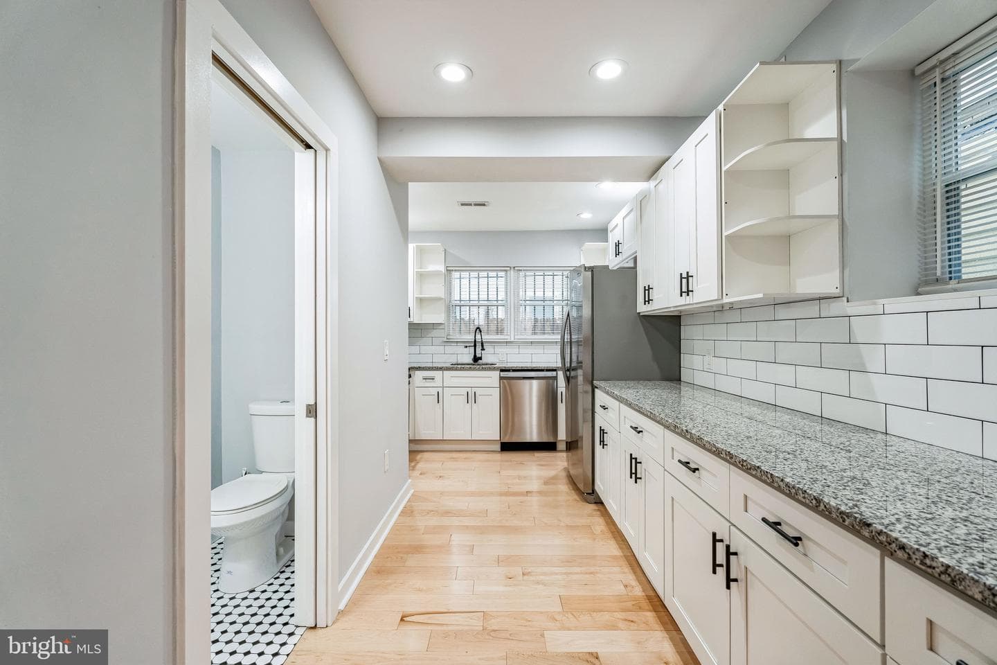2317 Moore Street photo 14