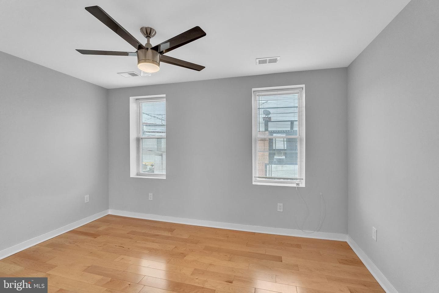 2317 Moore Street photo 18