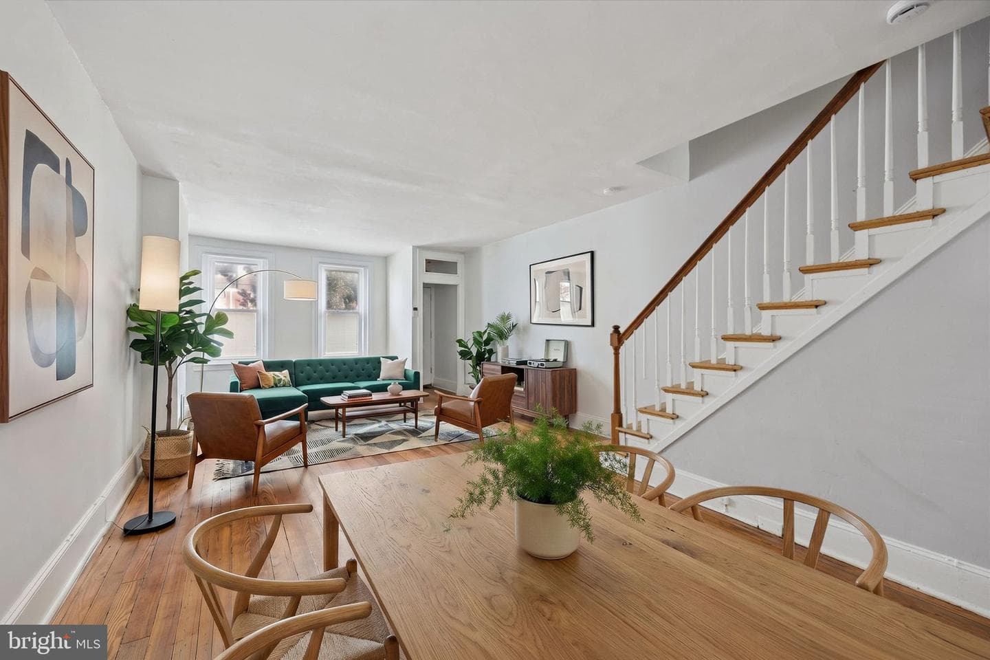 1844 E Clementine Street photo 2