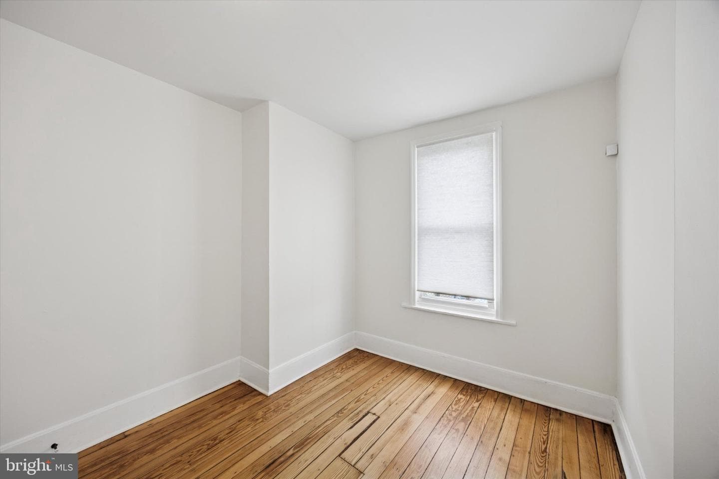 1844 E Clementine Street photo 23