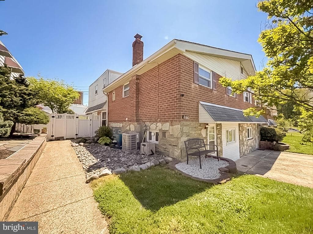 9015 Cloverly Road photo 36