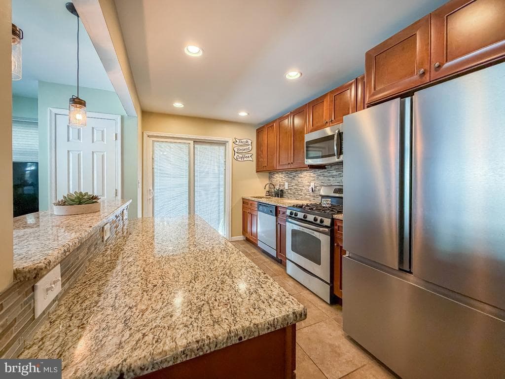 9015 Cloverly Road photo 9