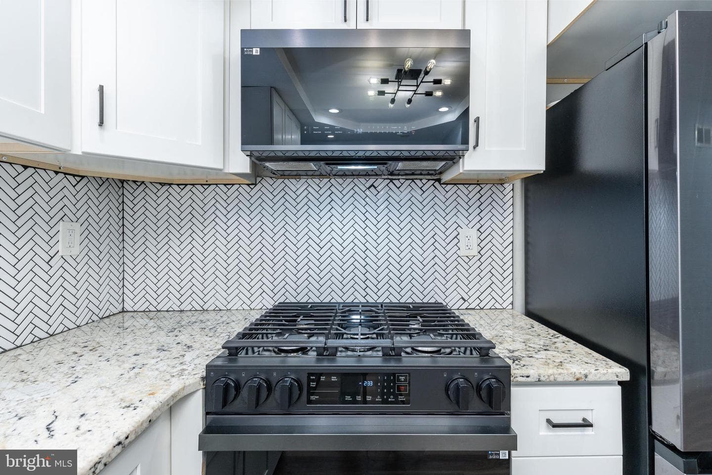 1217 S 8th Street photo 12
