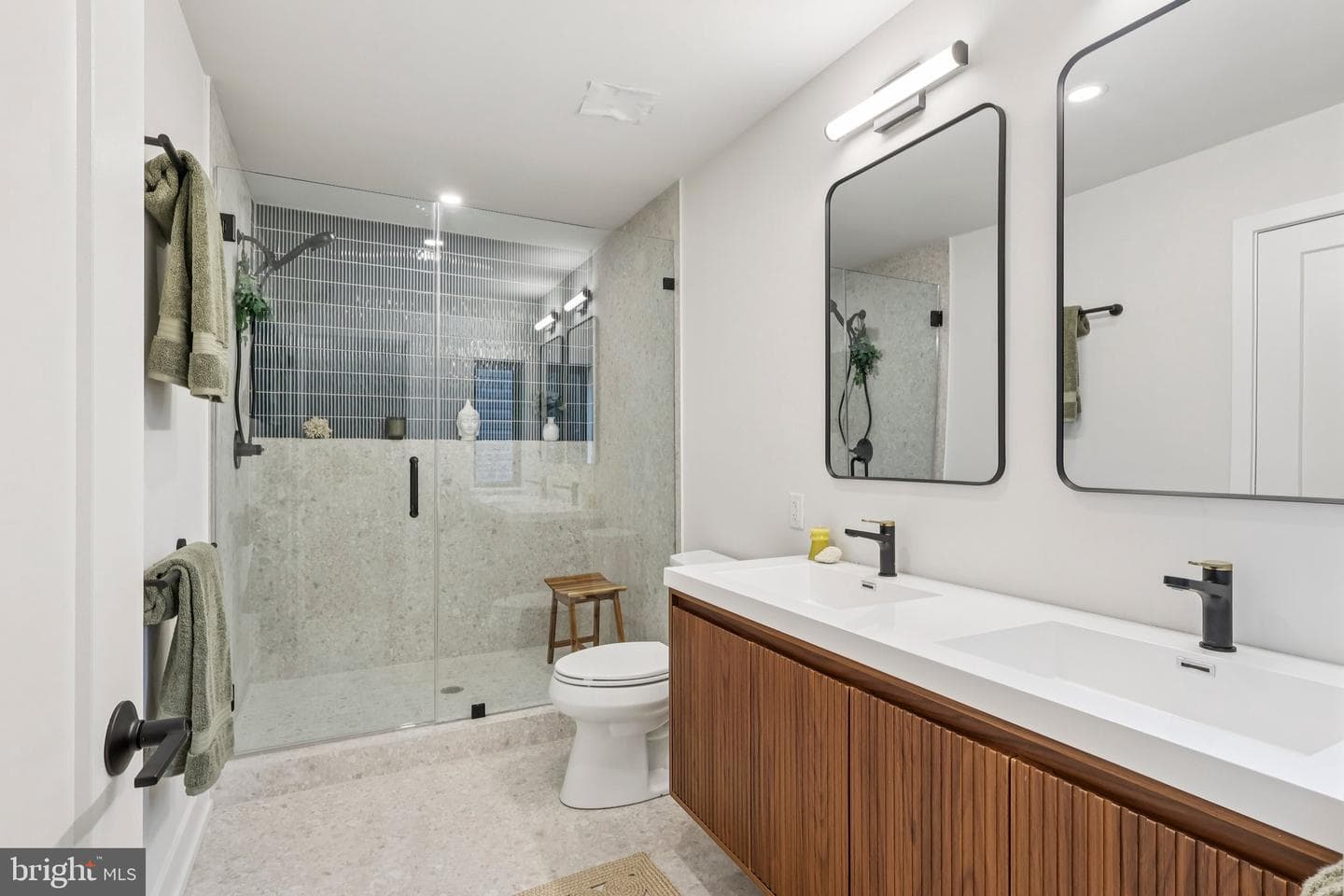 3411 W Lippincott Street photo 25