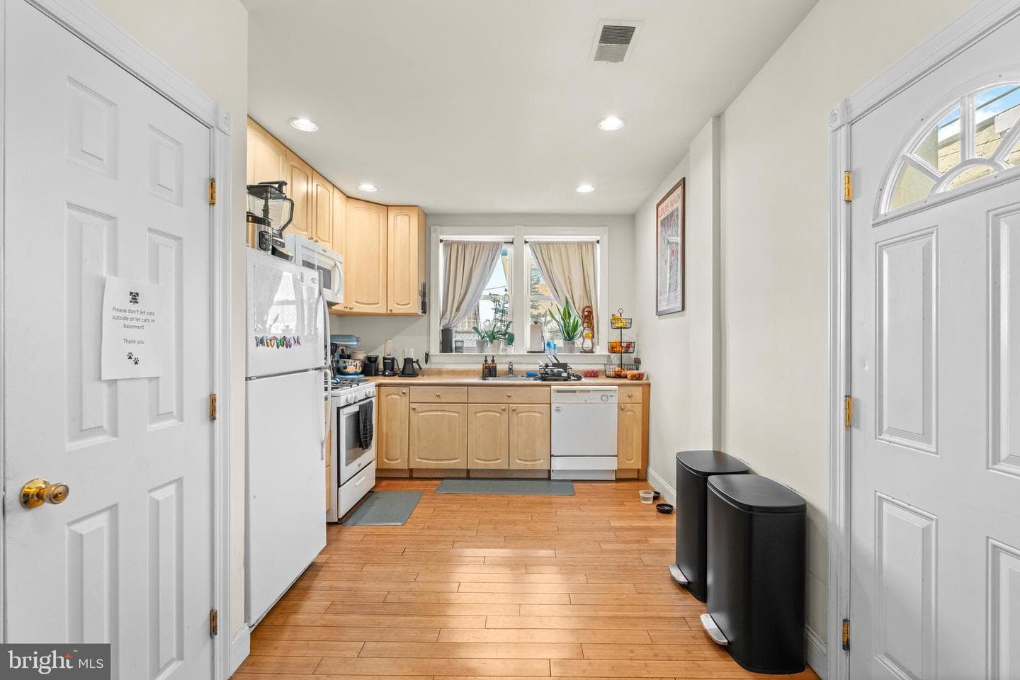 406 N 42nd Street photo 8