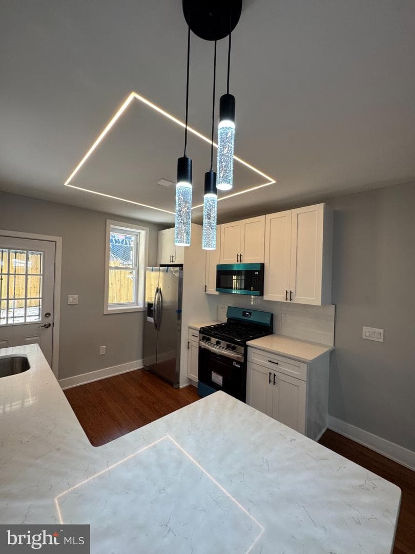134 W Ruscomb Street photo 5