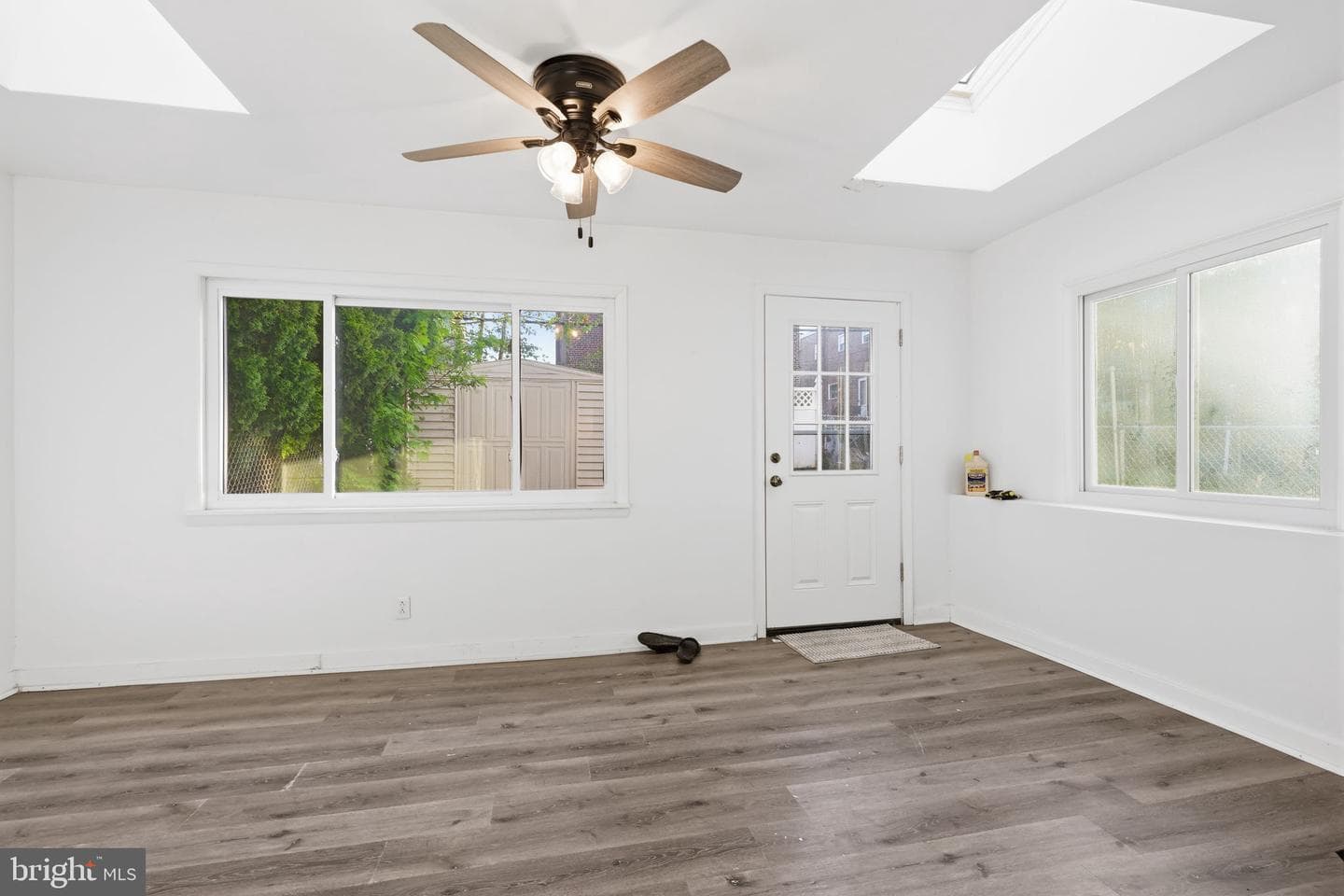 2754 Clayton Street photo 27