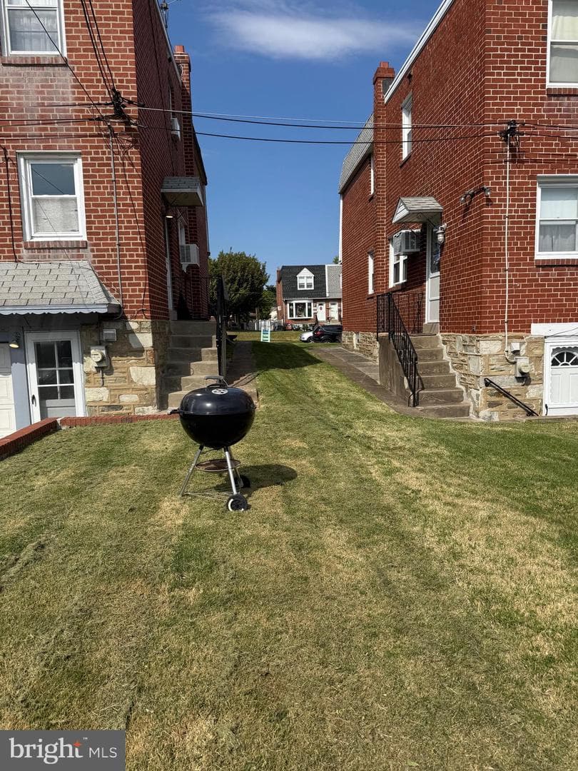 1018 Loney Street photo 21