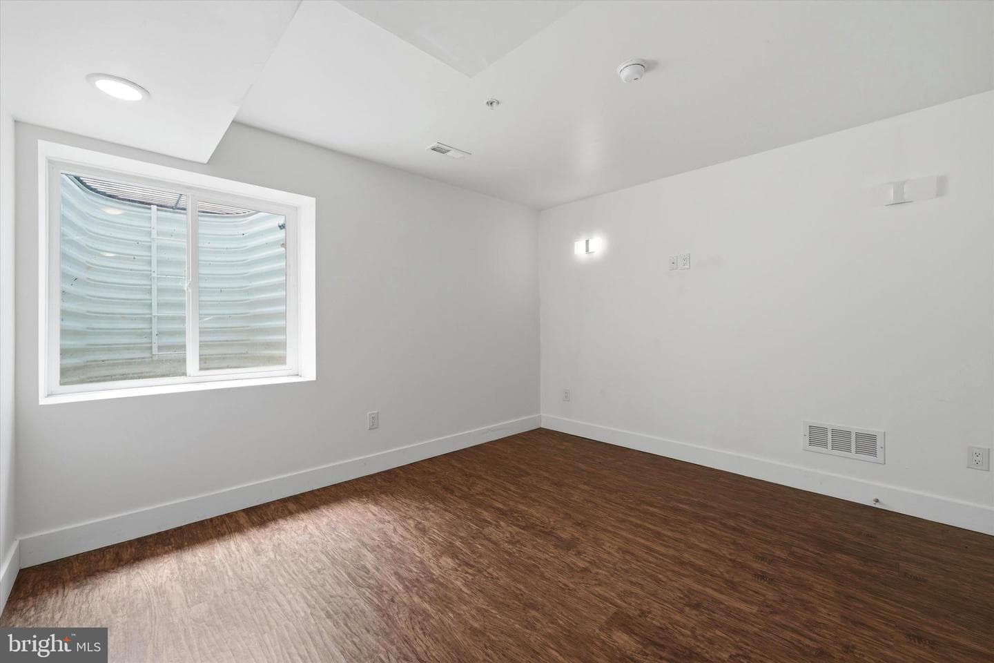 1720 Ingersoll Street photo 22