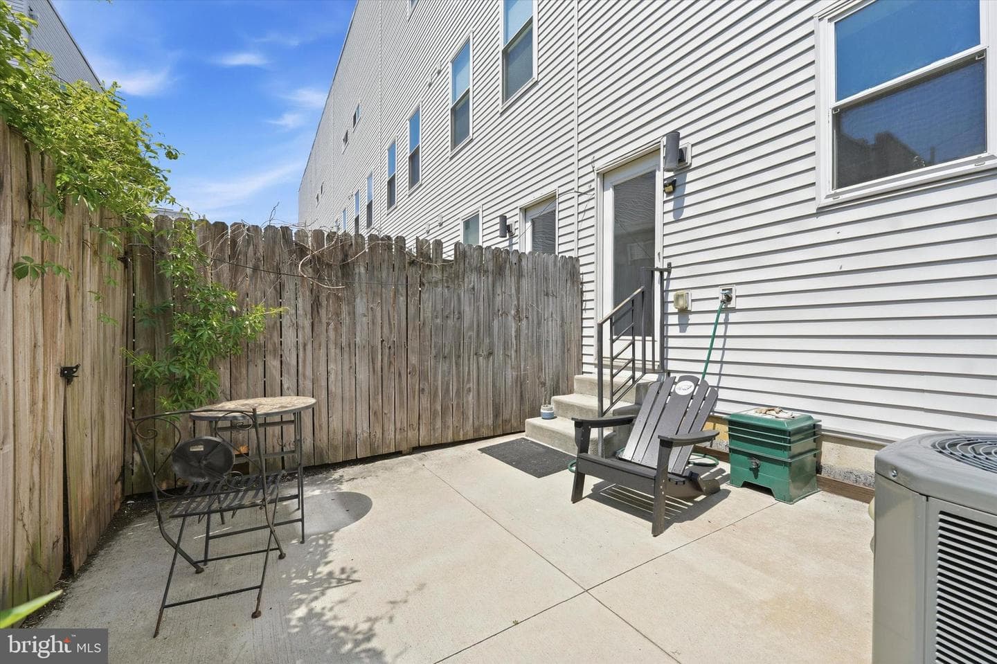 1720 Ingersoll Street photo 24
