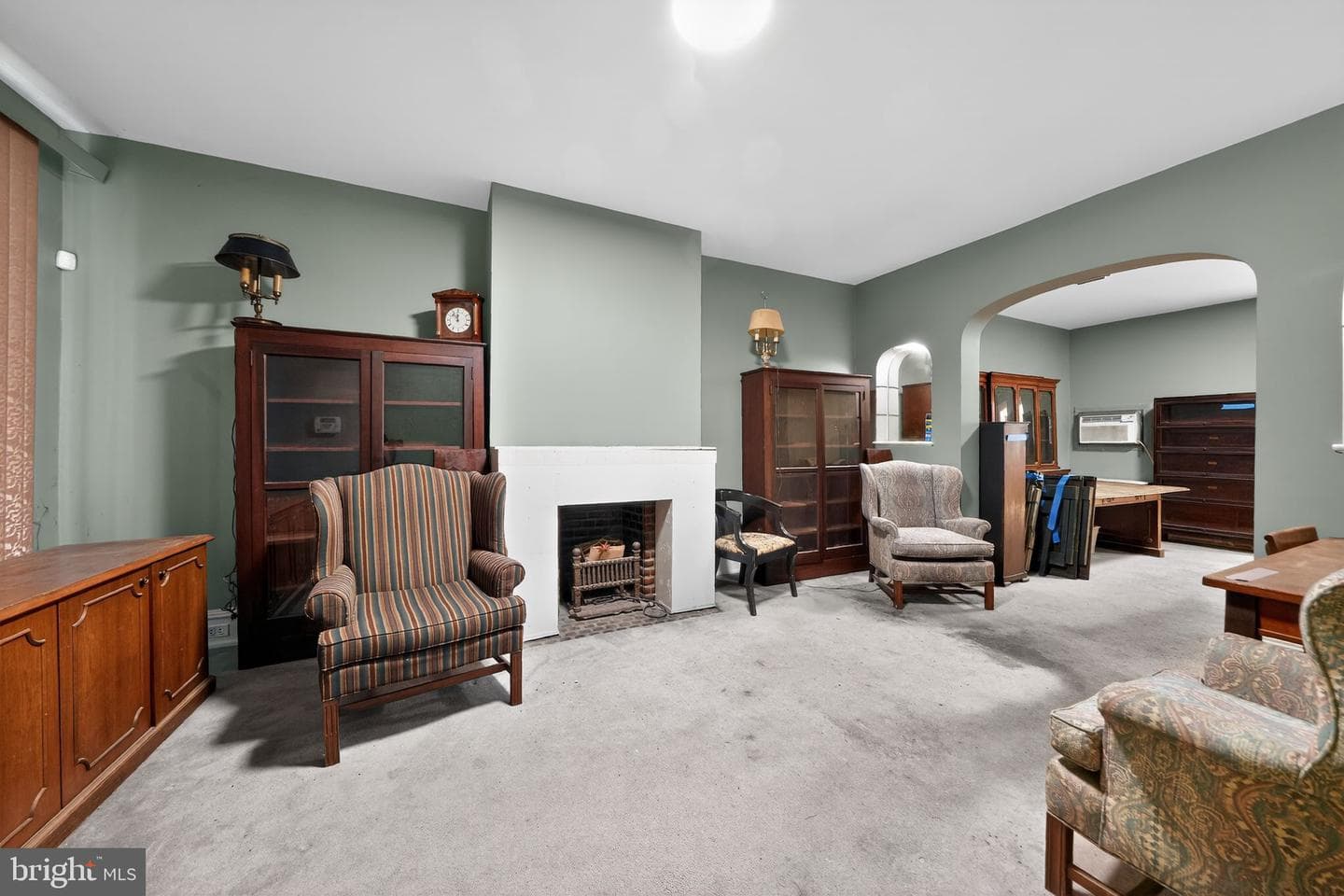1325 E Montgomery Avenue photo 5