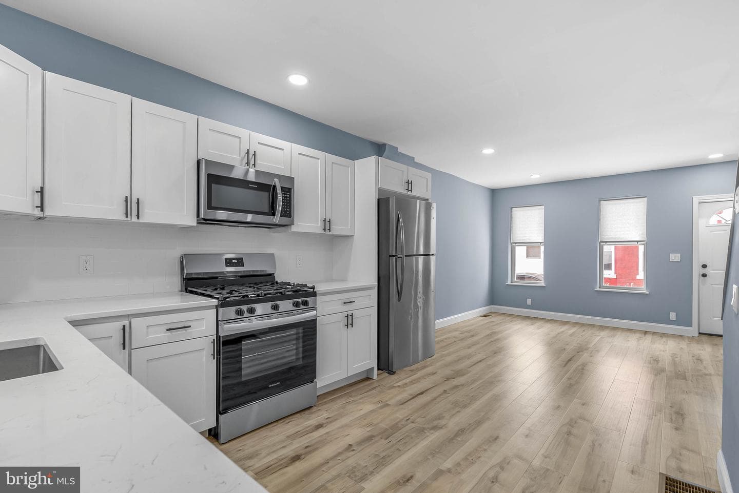 1541 S Stillman Street photo 9