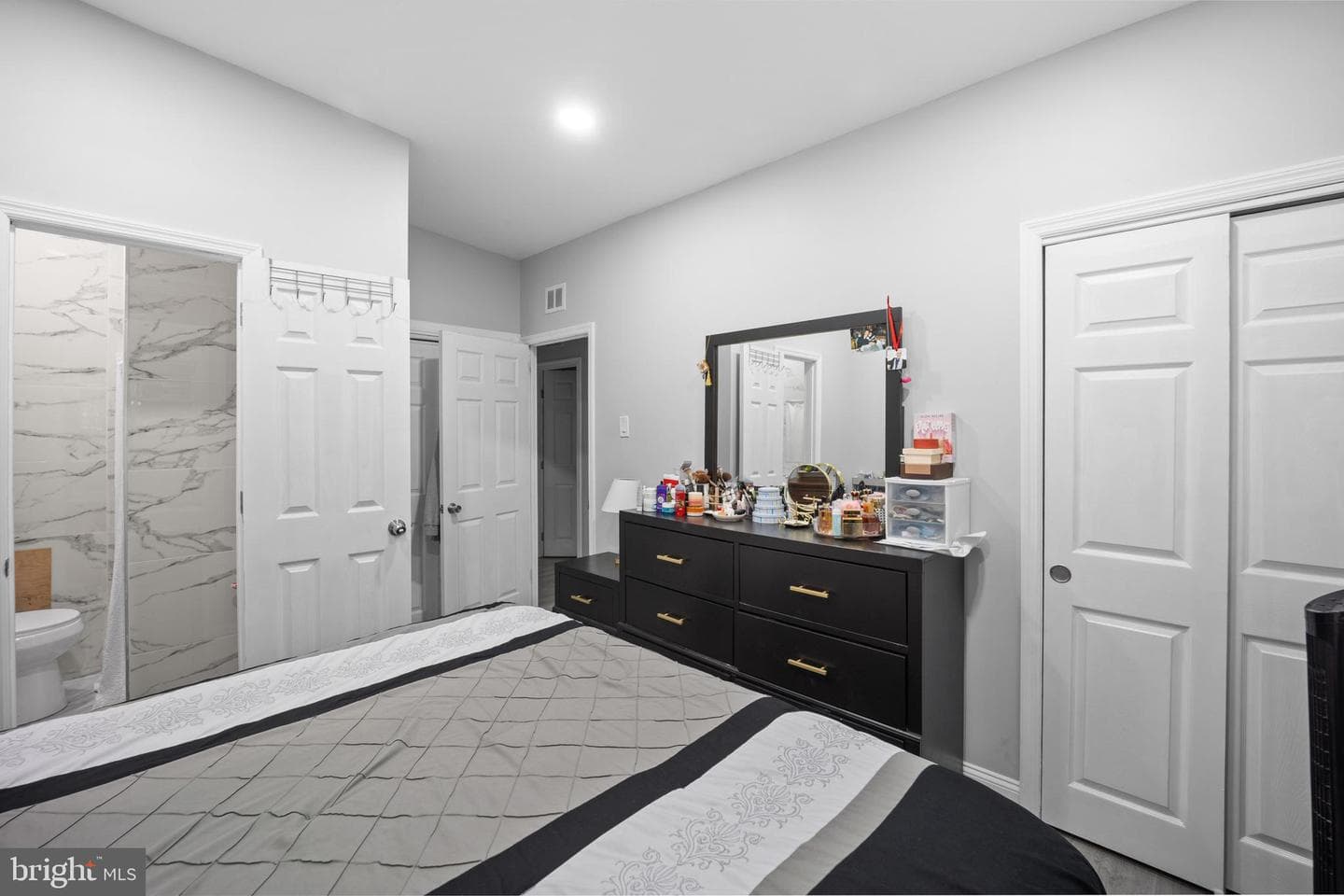 1106 Grant Avenue photo 13