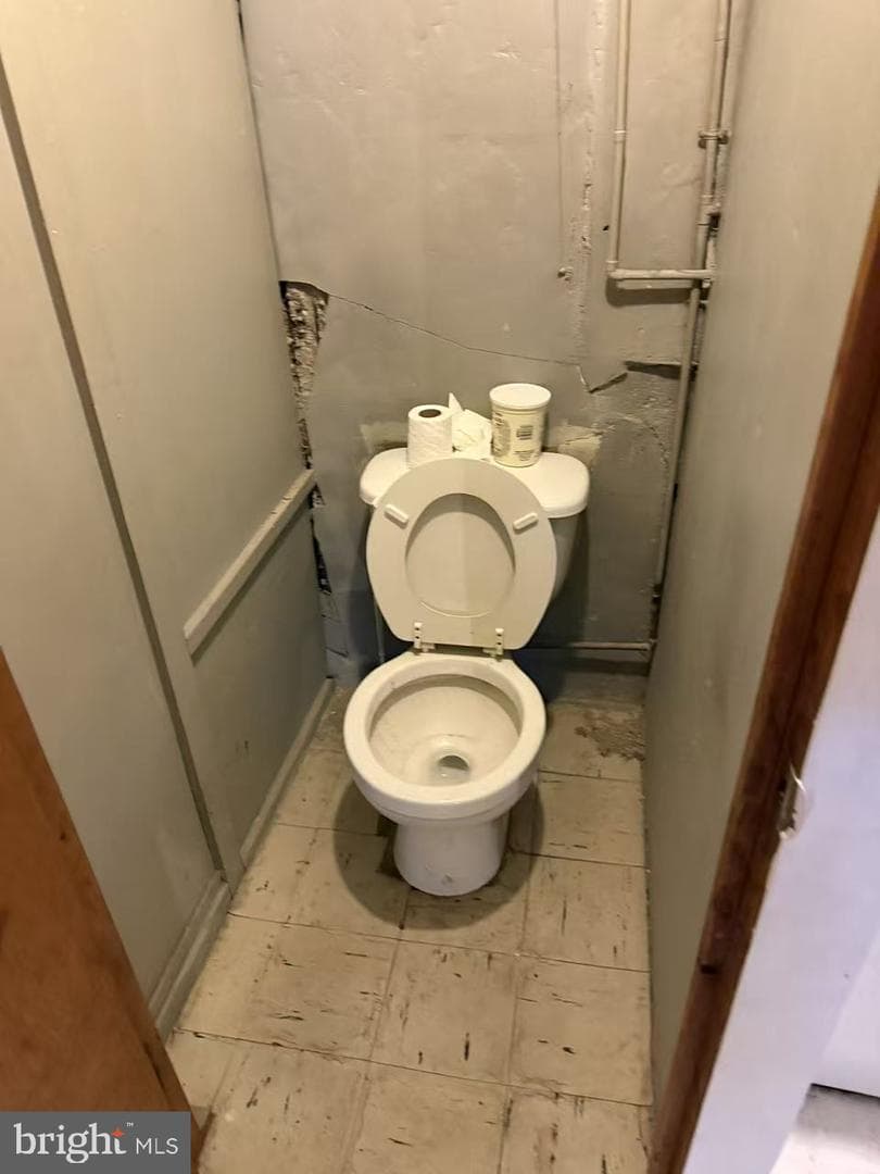3316 Wellington Street photo 10