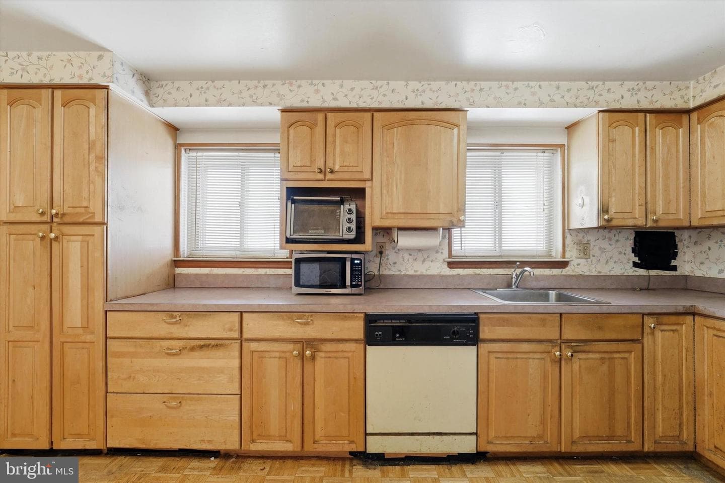 2641 Maxwell Street photo 5