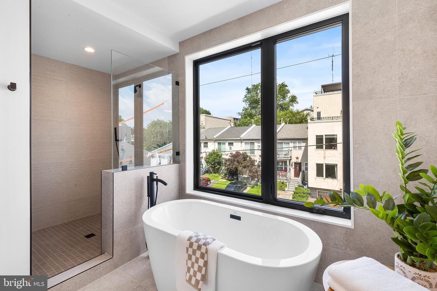 269 Delmar Street photo 9