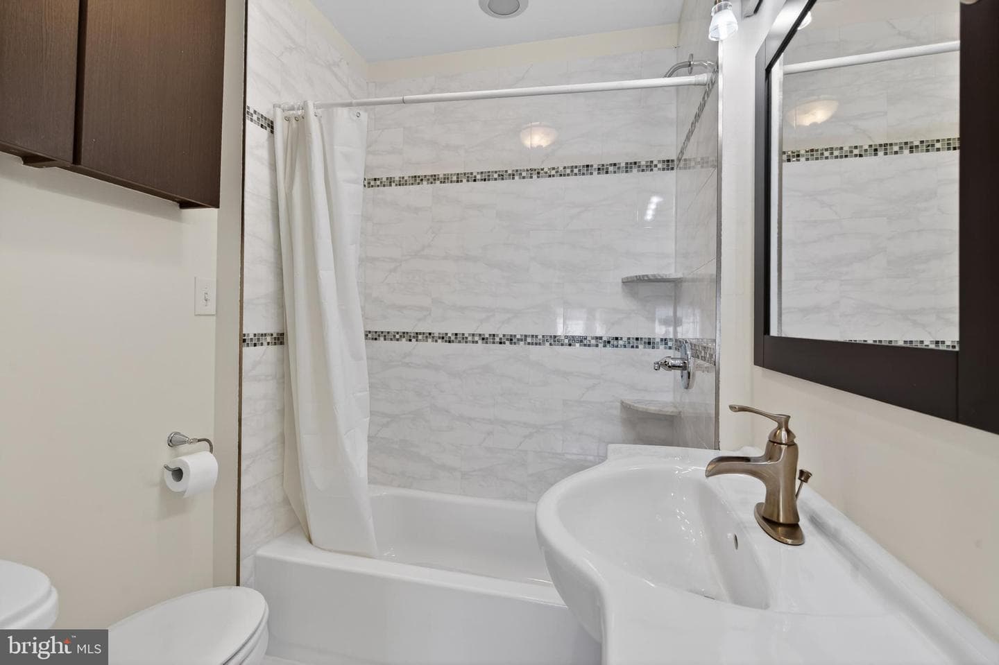 2355 E Harold Street photo 20