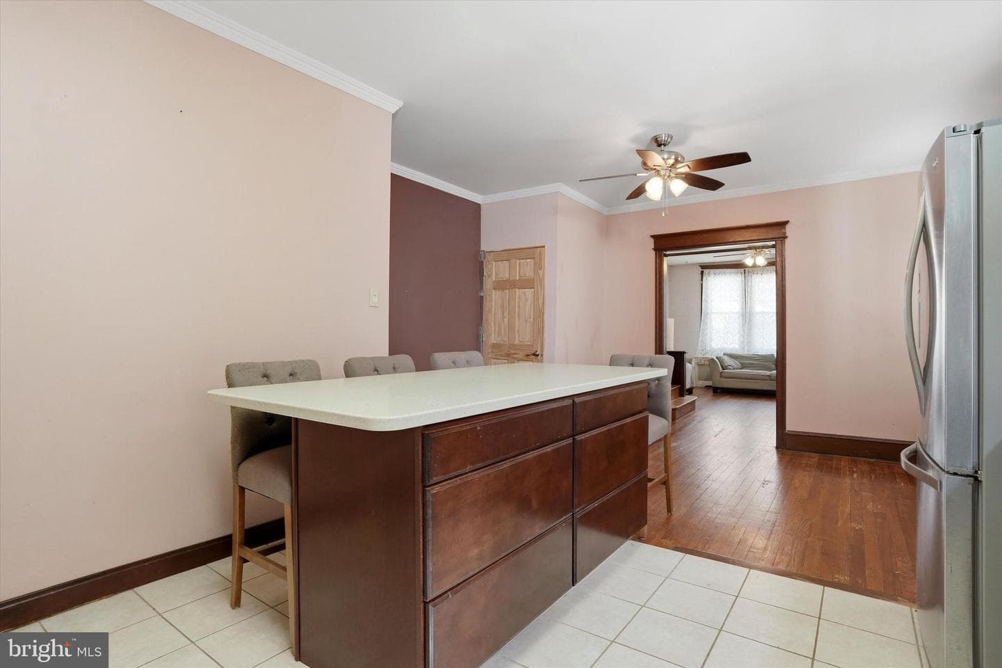 255 Dupont Street photo 12