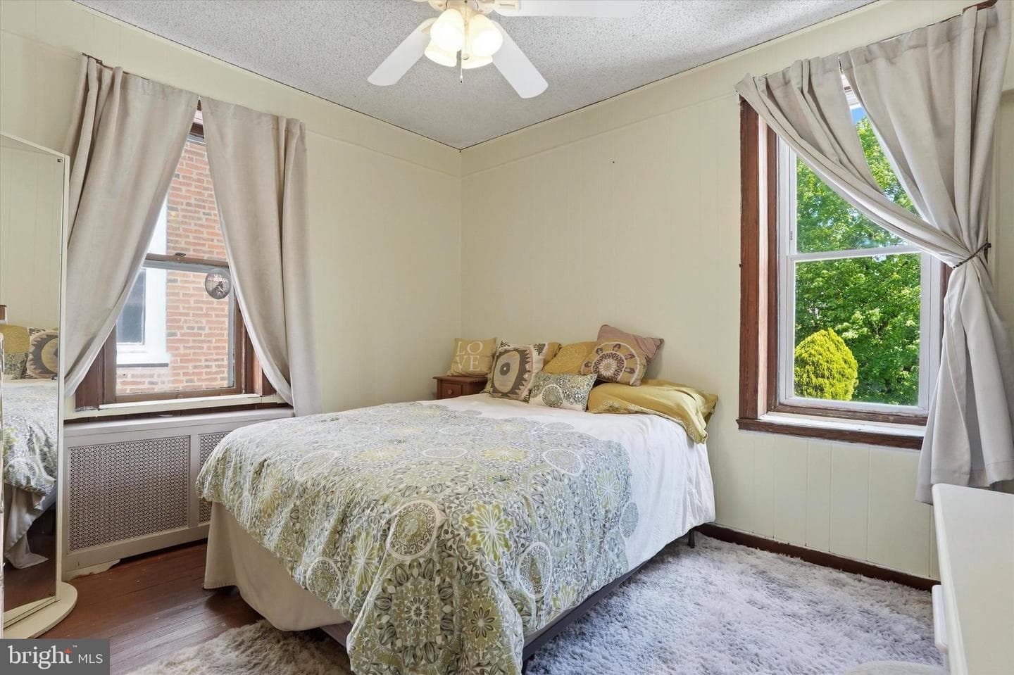 255 Dupont Street photo 14