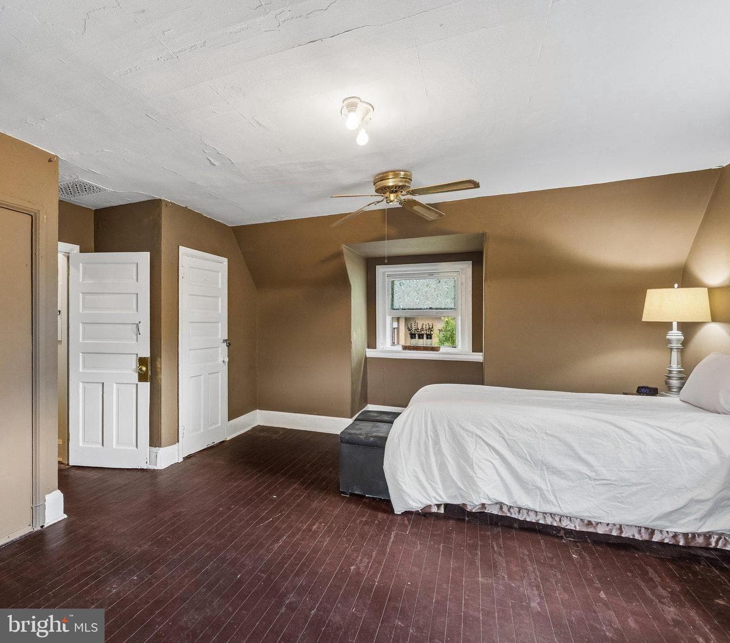 5940 Overbrook Avenue photo 50
