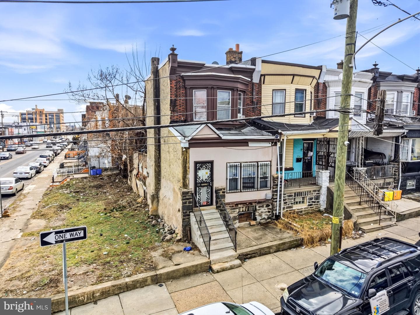 252 E Ontario Street photo 3