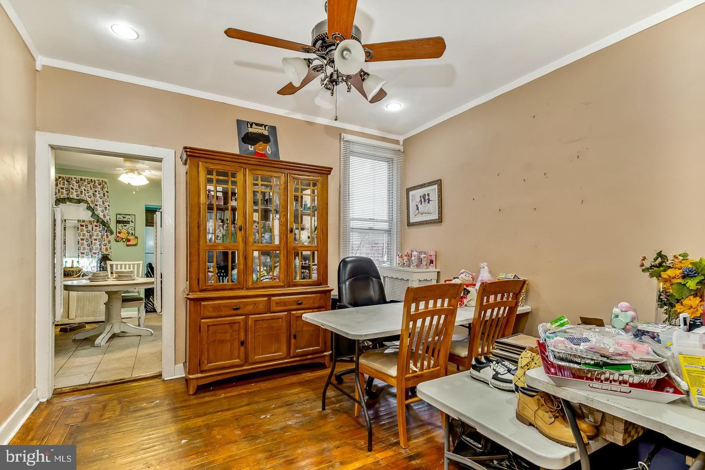 5506 Delancey St photo 5