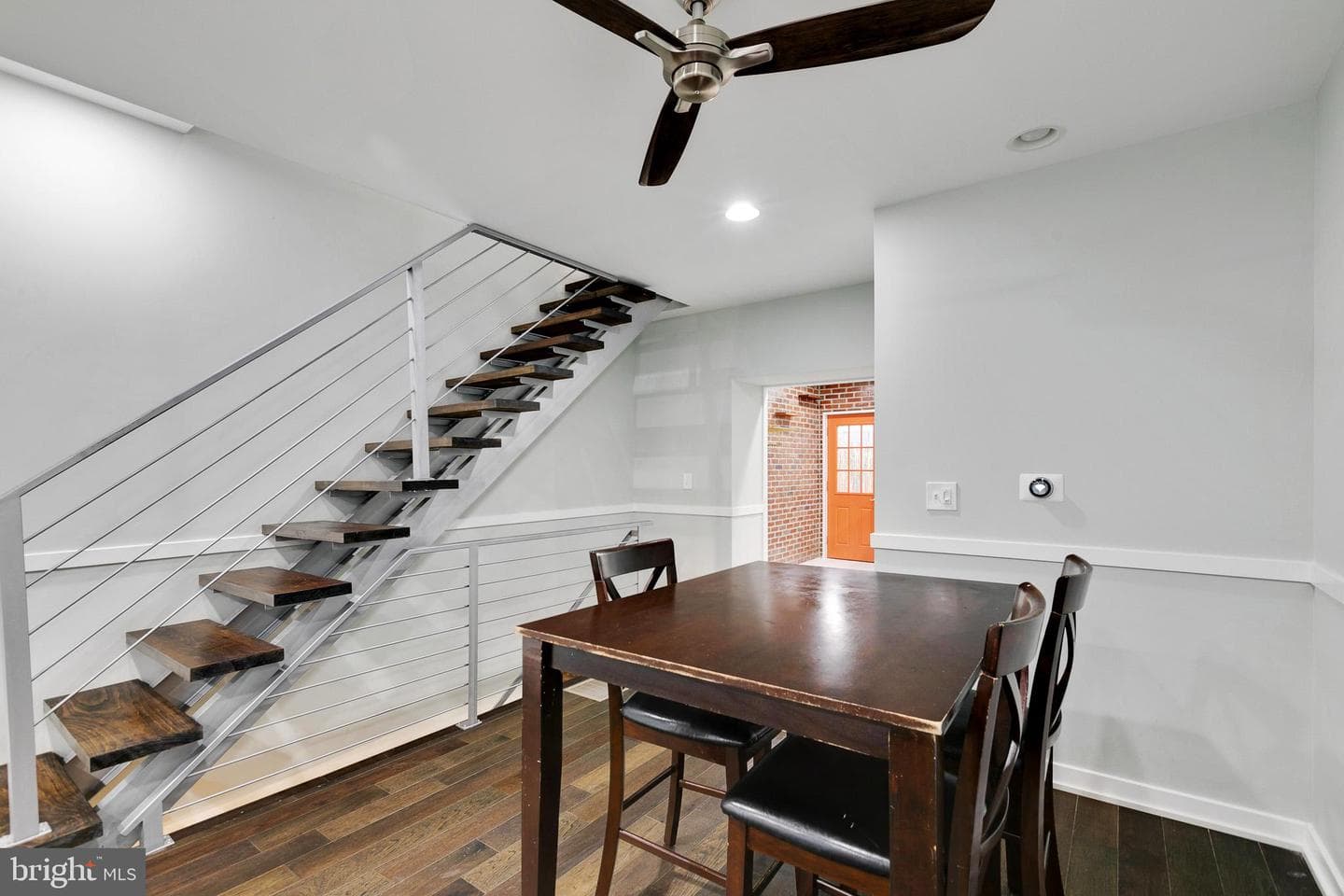 1903 S Warnock Street photo 9