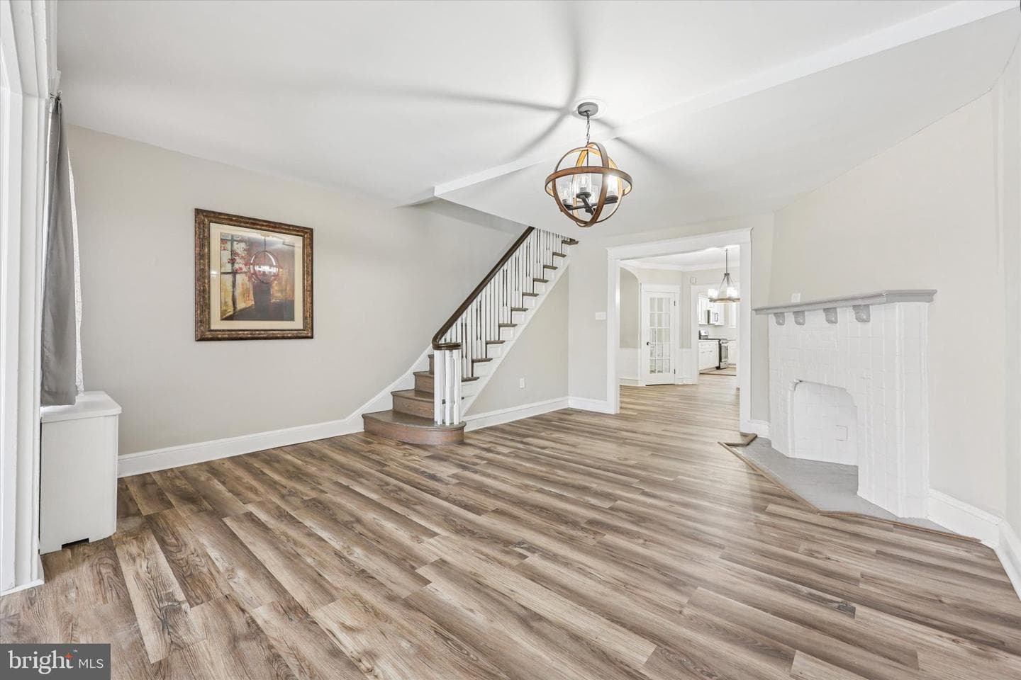 2423 76th Avenue photo 3