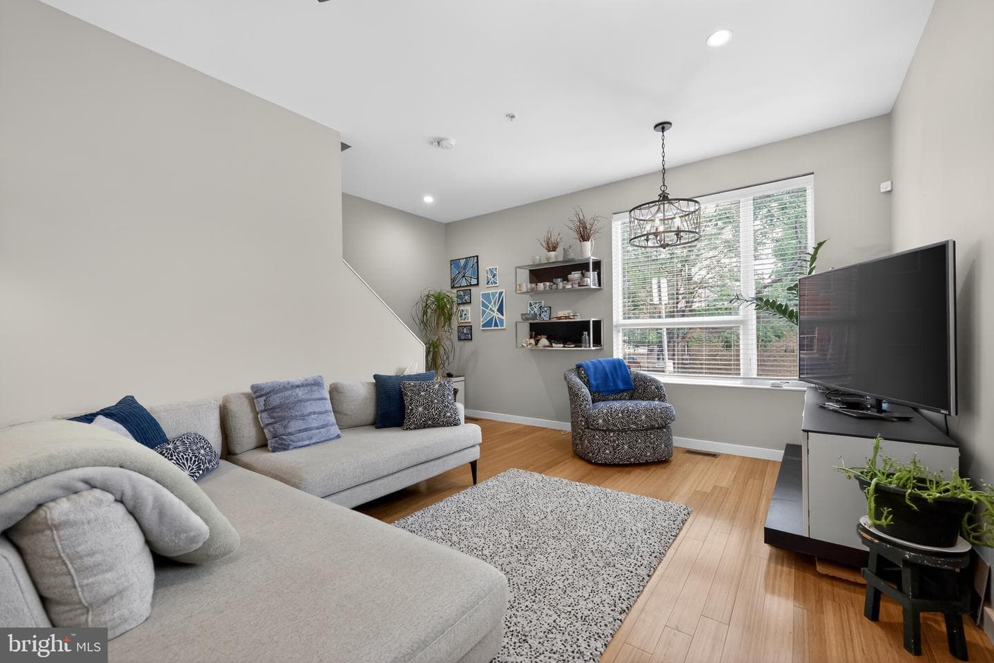 1724 Tulip Street photo 20