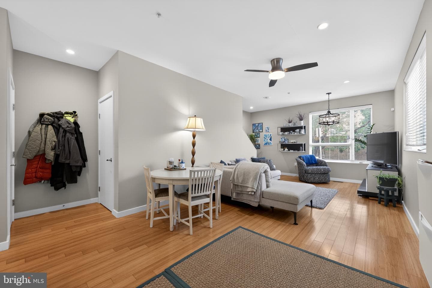 1724 Tulip Street photo 22