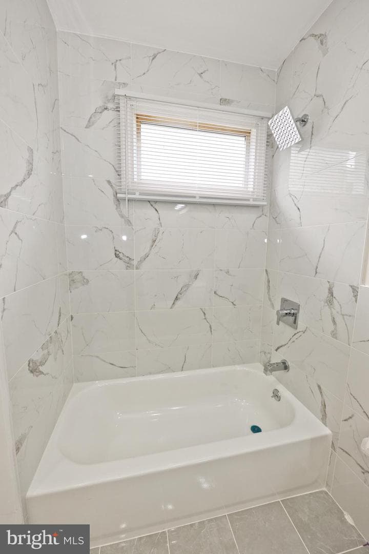 6134 Washington Avenue photo 28