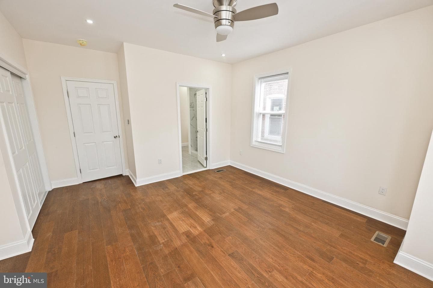 6134 Washington Avenue photo 46