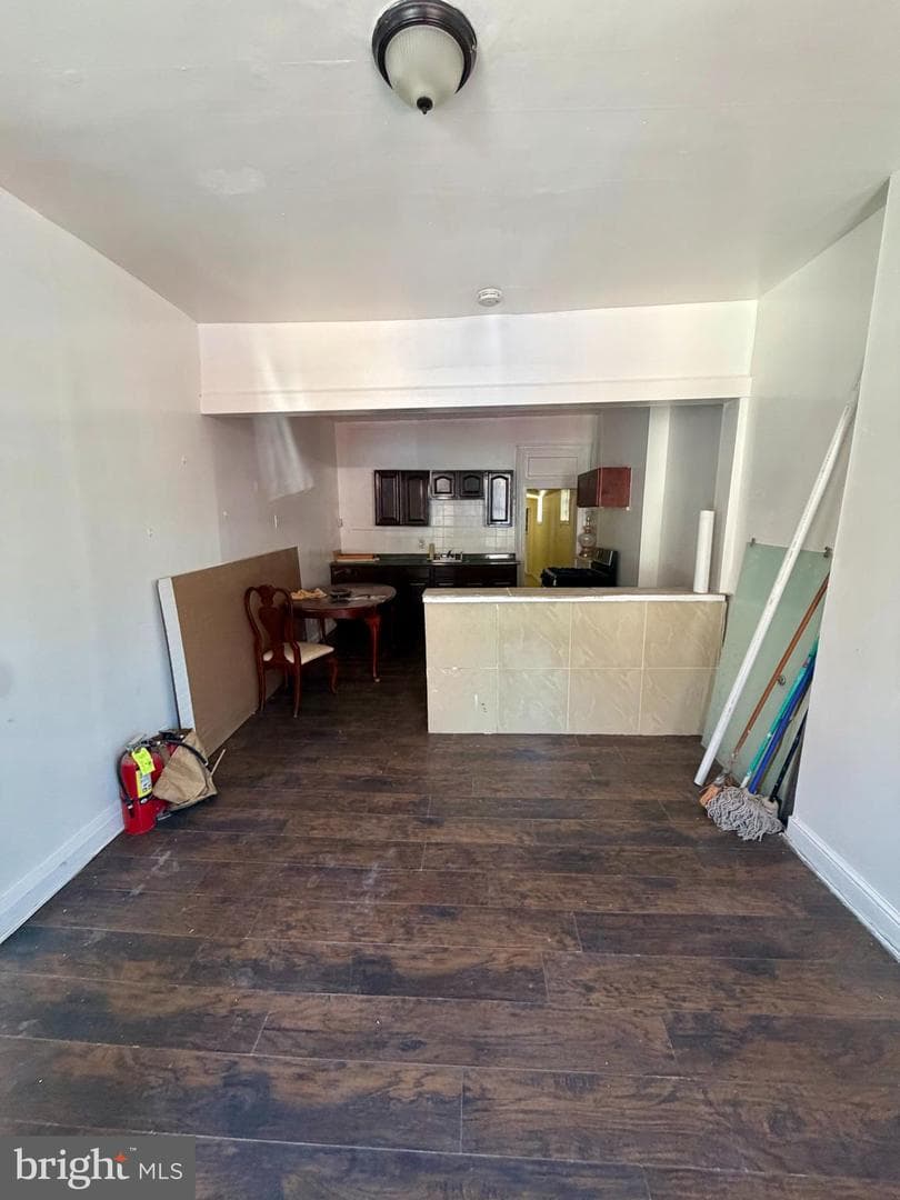 2223 N Howard Street photo 7