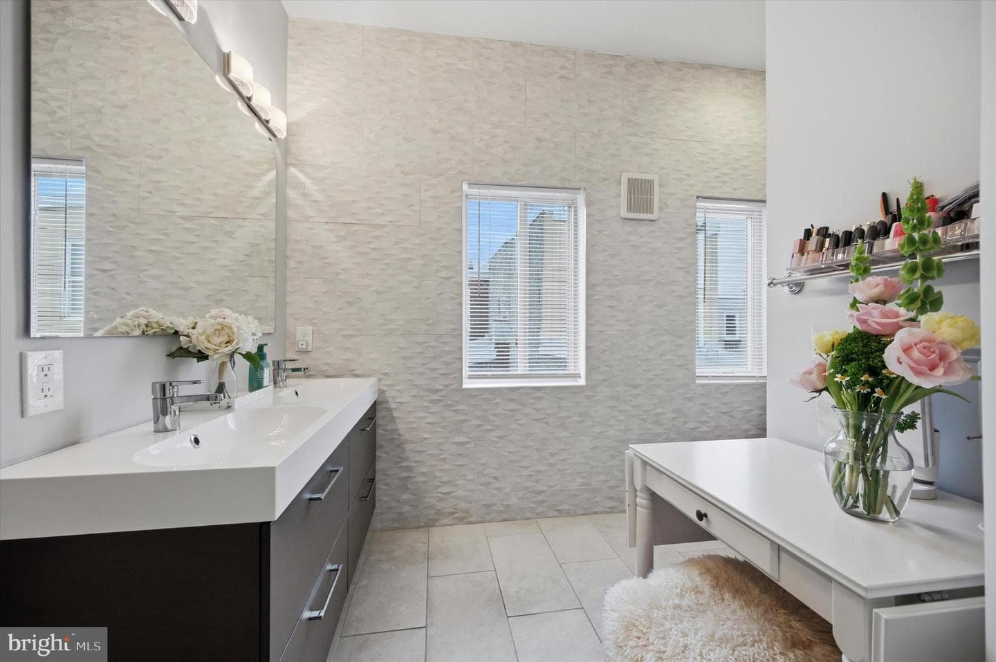 2512 Collins Street photo 12
