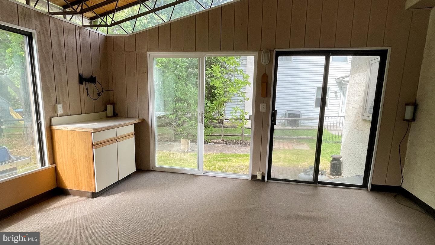 924 Clyde Lane photo 25