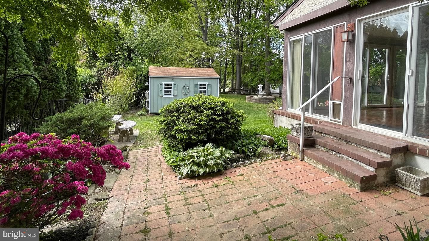 924 Clyde Lane photo 29