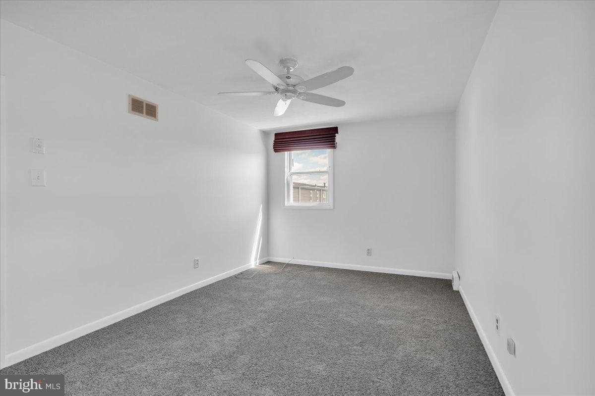 9825 Clark Street photo 16