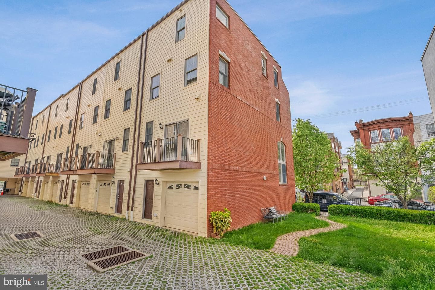 1015 N 3rd Street #h photo 26