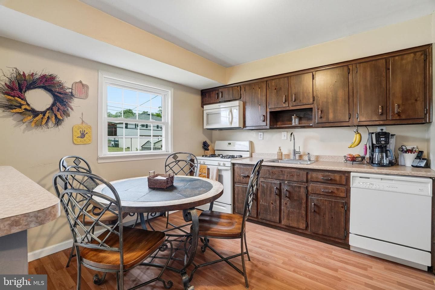 9960 Wistaria Street photo 12
