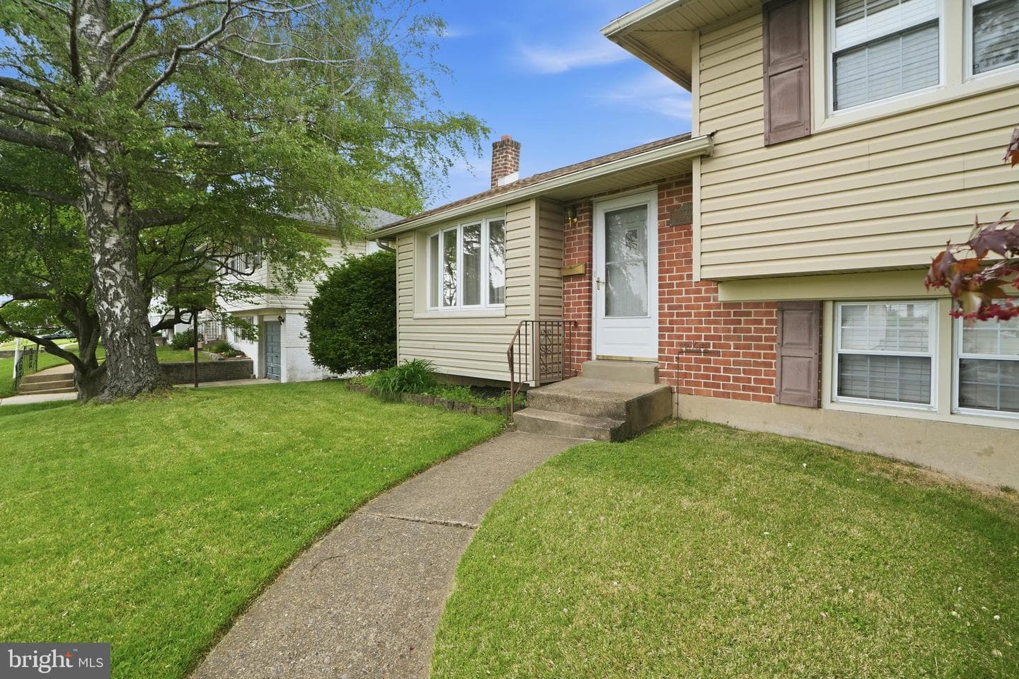 9960 Wistaria Street photo 2