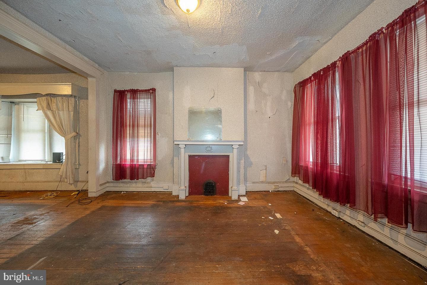 5847 N 12th Street photo 7