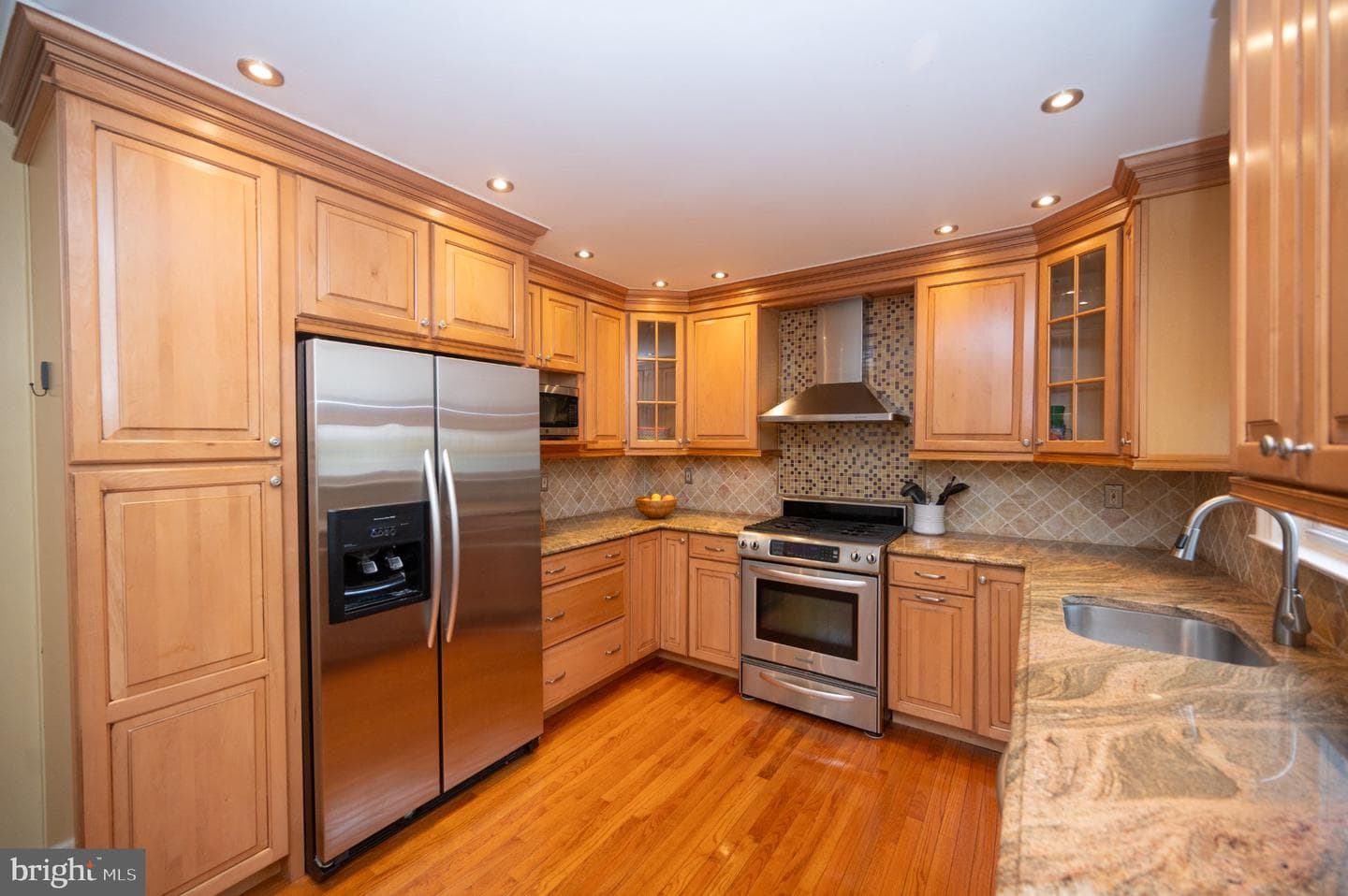 6655 Anderson Street photo 14